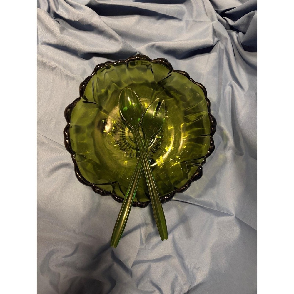 Vintage Indiana Glass Avocado Green Sunflower Serving Bowl w/ Utensils